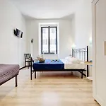 Ad Hoc Guest House